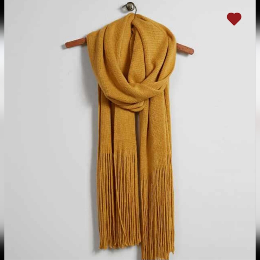 Buckle Yellow Fringe Scarf Wrap